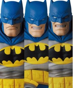 Medicom Toy **Pre Order**MAFEX BATMAN BLUE Ver. & ROBIN (The Dark Knight Returns) Action Figure