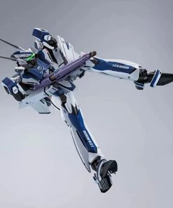 Hasbro Toys Hasbro Transformers Transformers Masterpiece MP-52 Destron Air Commander Starscream 2.0 Action Figure