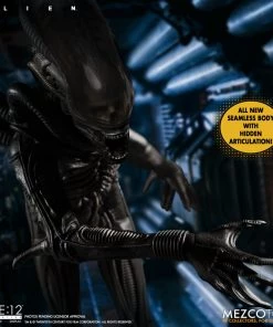 Mezco Toys **Pre Order**Mezco One 12 Alien Action Figure
