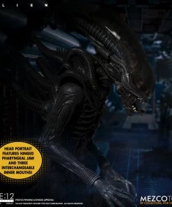 Mezco Toys **Pre Order**Mezco One 12 Alien Action Figure