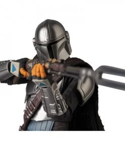 Medicom Toy MAFEX Star Wars The Mandalorian Action Figure