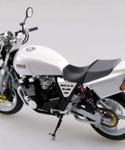 1:12 Model Kits Aoshima 1/12 Yamaha XJR400S With Custom Parts Model Kit