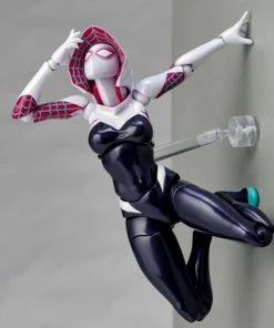 **Pre Order**Kaiyodo Revoltech AMAZING YAMAGUCHI 004 Spider-Gwen (Reissue) Action Figure