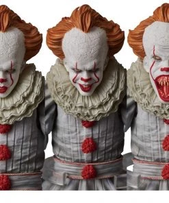 Medicom Toy MAFEX IT Pennywise Action Figure 6 Medicom Toy MAFEX IT Pennywise Action Figure