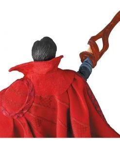 Medicom Toy **Pre Order**MAFEX Avengers: Infinity War Doctor Strange Action Figure