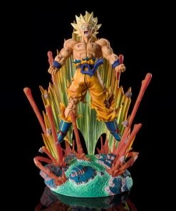 Bandai **Pre Order**Figuarts Zero [Extra Battle] Super Saiyan Son Goku Are You Talking About Krillin?!!!!! "Dragon Ball Z" Statue