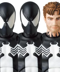 Medicom Toy **Pre Order**MAFEX Spiderman Black Costume (Comic Ver.) Action Figure