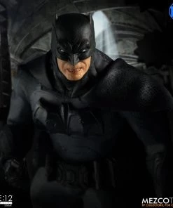 Mezco Toys Mezco One 12 DC Batman Supreme Knight Action Figure 14 Mezco Toys Mezco One 12 DC Batman Supreme Knight Action Figure