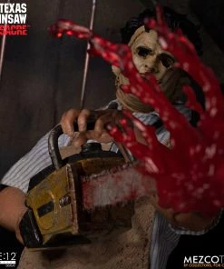 **Pre Order**Mezco One 12 The Texas Chainsaw Massacre (1974) Leatherface Deluxe Edition Action Figure Mezco Toys