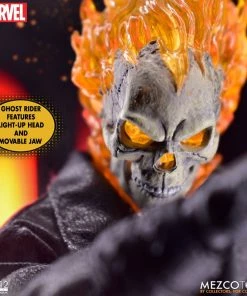 **Pre Order**Mezco One 12 Marvel Ghost Rider & Hell Cycle Set Action Figure