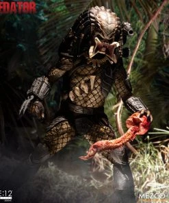 Mezco Toys **Pre Order**Mezco One 12 Predator Deluxe Edition Action Figure