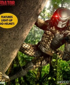 Mezco Toys **Pre Order**Mezco One 12 Predator Deluxe Edition Action Figure