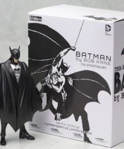 Kotobukiya SDCC 2014 Artfx+ DC Comics First Appearance Bob Kane PVC Statue