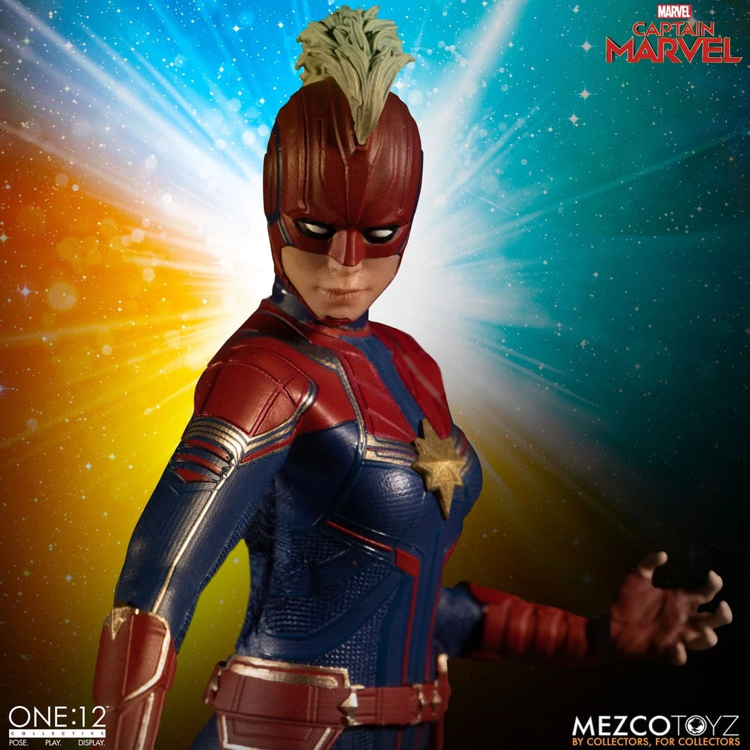 Mezco Toys Mezco One 12 Captain Marvel Action Figure 3 Mezco Toys Mezco One 12 Captain Marvel Action Figure