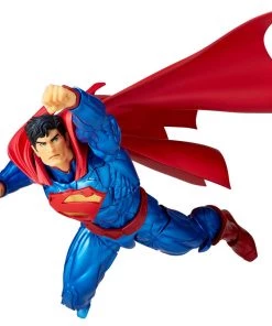 **Pre Order**Kaiyodo Revoltech AMAZING YAMAGUCHI DC Comics New 52 Superman Action Figure