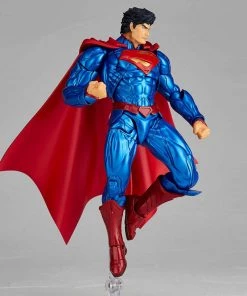 **Pre Order**Kaiyodo Revoltech AMAZING YAMAGUCHI DC Comics New 52 Superman Action Figure