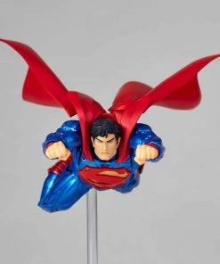 **Pre Order**Kaiyodo Revoltech AMAZING YAMAGUCHI DC Comics New 52 Superman Action Figure