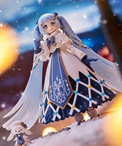 Max Factory Figma Character Vocal Series 01: Hatsune Miku Snow Miku: Glowing Snow Ver. EX-064 Action Figure