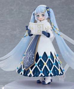 Max Factory Figma Character Vocal Series 01: Hatsune Miku Snow Miku: Glowing Snow Ver. EX-064 Action Figure