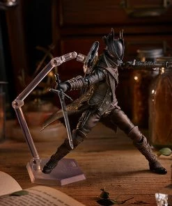 Max Factory **Pre Order**figma Bloodborne: The Old Hunters Hunter: The Old Hunters Edition Action Figure