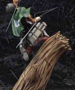 Kotobukiya Artfx+ Kotobukiya ATTACK ON TITAN LEVI RENEWAL PACKAGE VER ARTFX J