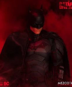 **Pre Order**Mezco One 12 The Batman Action Figure Mezco Toys