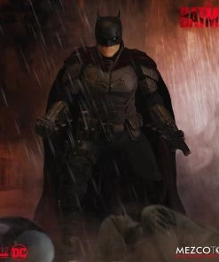 **Pre Order**Mezco One 12 The Batman Action Figure Mezco Toys